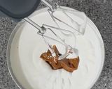 Foto del passaggio 2 della ricetta Mousse al Dulce de Leche e Biscoff