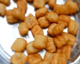 A picture of step 5 of Potato pillows.