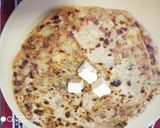 A picture of step 4 of Mixed Parantha.