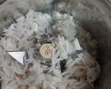 A picture of step 1 of Rice firni.