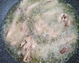 Foto langkah ke 3 dari resep Ayam goreng balado.