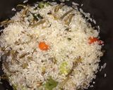 Foto langkah ke 4 dari resep Nasi liwet teri.