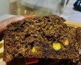 A picture of step 6 of Date and Pistaccio Cake.