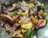 A picture of step 4 of Achari methi Puri with pethe ki sabzi and bathua raita.