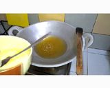 Foto langkah ke 2 dari resep Telur gondrong saus.