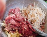 Hình bước làm 2 của món Nem rán