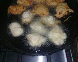 Foto del paso 4 de la receta: Buñuelos económicos!! Mi receta fácil y de todos los días!!