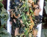 A picture of step 4 of Spinach with Mushrooms.