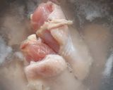 รูปขั้นตอนการทำที่ 1 ของ "แกงจืดฟักน่องไก่" 🥣🐔Winter Melon Soup with Chicken