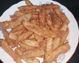 A picture of step 4 of Besan pkode.