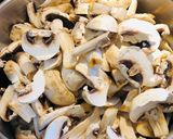 A picture of step 2 of Creamy Mushrooms 🍄 with Ravioli.