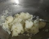 A picture of step 3 of Coconut ladoo.