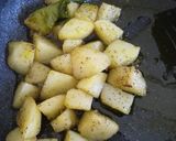 সাদা আলু চচ্চড়ি (sada aloo chocchori recipe in Bengali) রেসিপির ধাপ 3 ছবি