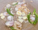 Gambar langkah 1 resipi 👩🍳Taugeh Goreng Kucai.