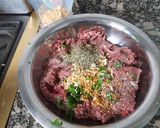 Foto del paso 2 de la receta: Albóndigas de carne vacuna con salsa