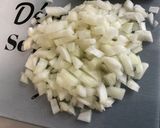 Une image de l'étape 9 de Salade marinée de pommes de terre aux harengs fumés, oignons et cornichons.