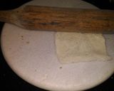 A picture of step 2 of Bread samosa.