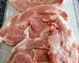 Foto del paso 2 de la receta: Filetes de cabeza de lomo en salsa de cerveza