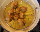 A picture of step 4 of Methi Garlic Pakoda Chaat.