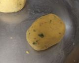 A picture of step 2 of Methi makki ki roti.
