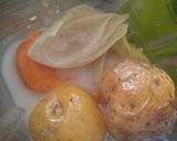 Foto del paso 2 de la receta: Crema🍲🥛de🥔zanahoria🍲🥕🧅