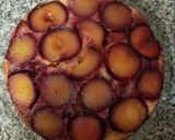 Foto del paso 4 de la receta: Queque con ciruelas upside down