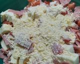 Foto del paso 4 de la receta: Tarta fácil de jamón, queso y tomate con amigos
