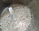 A picture of step 1 of Oats laddoos.