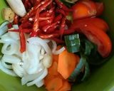 Foto langkah ke 2 dari resep Lele Saus Padang.