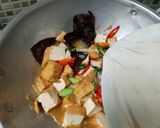 Foto langkah ke 4 dari resep Sayur Tahu Santan Pedas ala Desa.