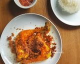 Foto langkah ke 6 dari resep Ayam Goreng Bumbu Kuning.