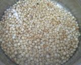A picture of step 1 of Jwaariche Aambil (Sour Jowar Porridge).