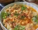 A picture of step 2 of Hummus with Tahini.