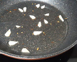Foto del paso 3 de la receta: Revuelto de gulas