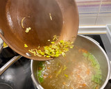Foto del paso 2 de la receta: Sopa de pollo y verduras
