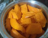 A picture of step 1 of The pumpkin soup with its seeds toasted.😛😜🎄🎄.