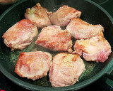 Foto del paso 3 de la receta: Joues de Porc Aix-en-Provence. (carrilleras al champagne)