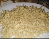 A picture of step 3 of Potato noodles finger.