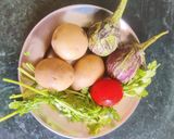 A picture of step 1 of Kathiyavadi Bharva aloo baingan.