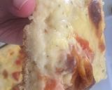 Foto langkah ke 4 dari resep Cheesy White Tomato Pizza.