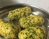 A picture of step 3 of Methi muthiya.