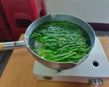 A picture of step 4 of Braised Beef Noodle Soup.