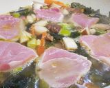 Foto del passaggio 8 della ricetta Zuppa di miso con maiale e funghi cardoncelli