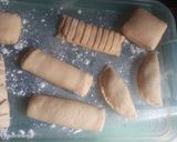 A picture of step 3 of Fish roll variation.