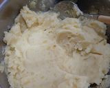 Foto langkah ke 1 dari resep Pastel Kentang Tutup Saos Bechamel.