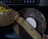 A picture of step 7 of Chana Dal Paratha.
