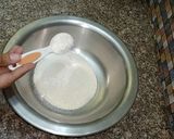 A picture of step 1 of Gol gappa chat 😋😋.