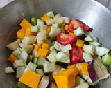 চিংড়ি মাছের বাটি চচ্চড়ি (chingri macher bati chorchori recipe in Bengali) রেসিপির ধাপ 1 ছবি