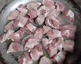 Foto del paso 1 de la receta: Estofado de cerdo con chocolate
