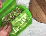 Foto del paso 4 de la receta: Habas con jamón y ajetes en Lékué al microondas
